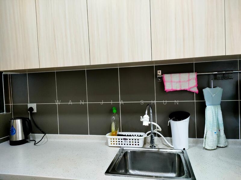 Condominium for Rent at Lakeville Residence - Wan Jia Shun - Kitchen - PropertyGuru.com.my