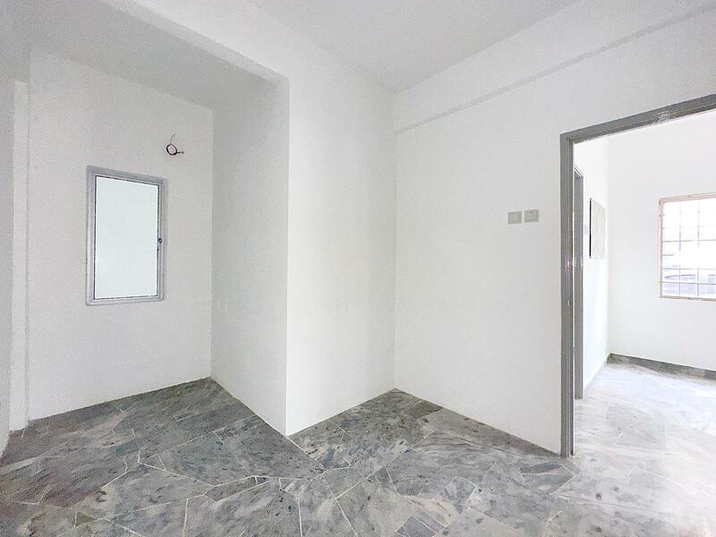 2-storey Terraced House for Sale in Sungai Buloh (Selangor) - YURI HUSAIN - PropertyGuru.com.my