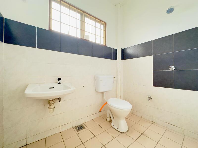 2-storey Terraced House for Sale in Sungai Buloh (Selangor) - YURI HUSAIN - PropertyGuru.com.my