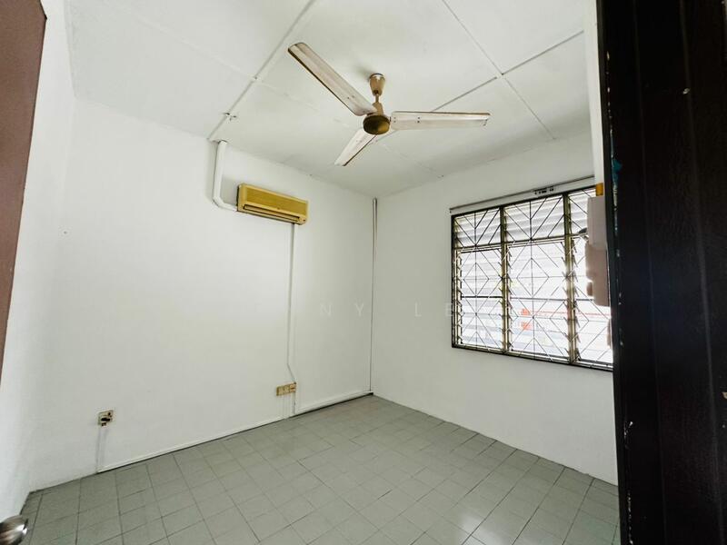 Taman Johor Jaya untuk Untuk Dijual - RM 500,000, Mac 2026 - Interior - PropertyGuru.com.my