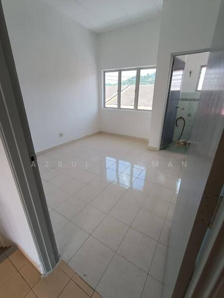 2-storey Terraced House for Sale in Taman Sri Penaga (Sikamat) - Azrul Othman - Interior - PropertyGuru.com.my
