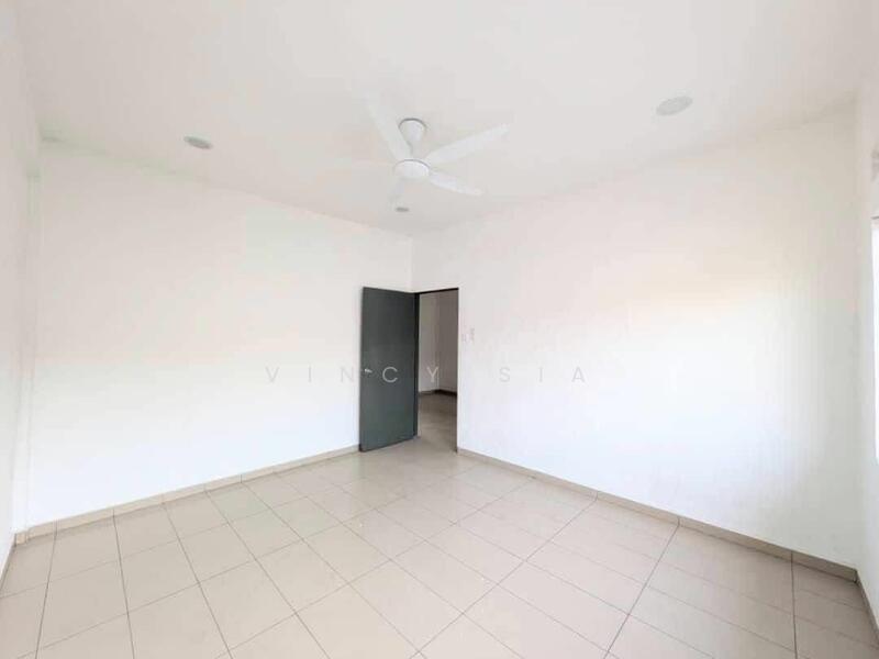 Taman Sri Kulai Baru untuk Untuk Dijual - RM 488,000, Feb 2026 - Interior - PropertyGuru.com.my