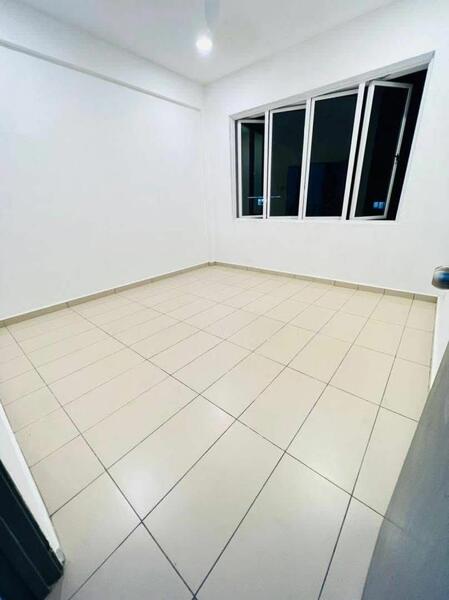 Taman Sri Kulai Baru untuk Untuk Dijual - RM 488,000, Feb 2026 - Interior - PropertyGuru.com.my