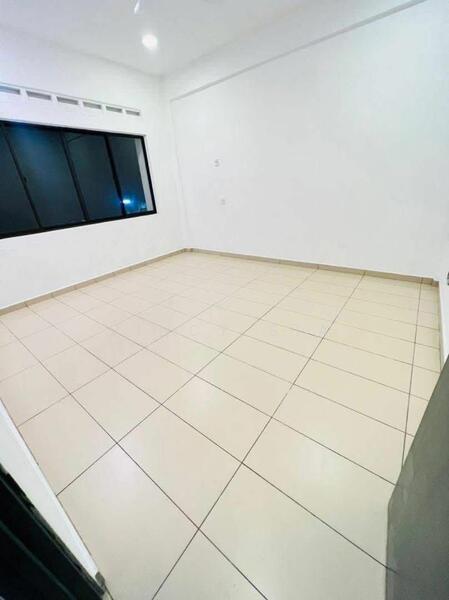 Taman Sri Kulai Baru untuk Untuk Dijual - RM 488,000, Feb 2026 - Interior - PropertyGuru.com.my