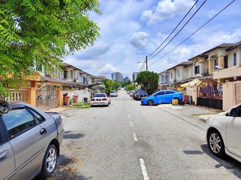 2-storey Terraced House for Sale in Saujana Damansara (Damansara Damai) - Jack Chia - Exterior - PropertyGuru.com.my