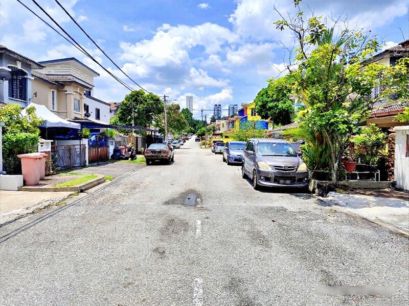 2-storey Terraced House for Sale in Saujana Damansara (Damansara Damai) - Jack Chia - Exterior - PropertyGuru.com.my