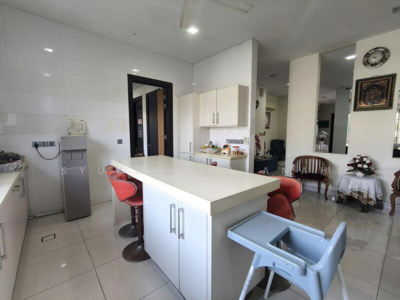 Bungalow for Sale in Bukit Beruntung (Selangor) - Syukor Hartanah - Kitchen - PropertyGuru.com.my