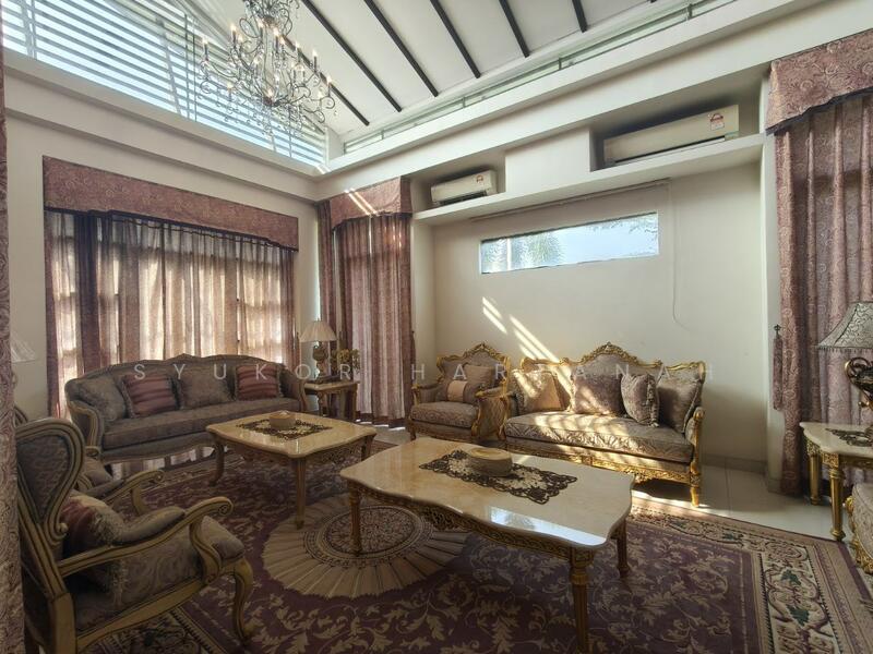 Bungalow for Sale in Bukit Beruntung (Selangor) - Syukor Hartanah - Living Room - PropertyGuru.com.my