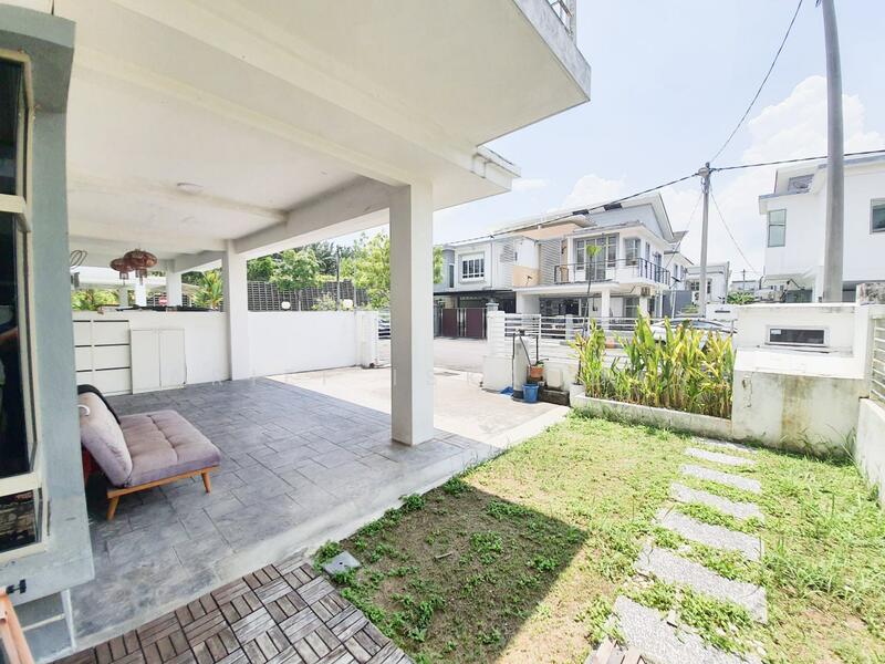Semi-Detached House for Sale in Bandar Saujana Putra (Tanjong Duabelas) - Arief Iskandar - Exterior - PropertyGuru.com.my
