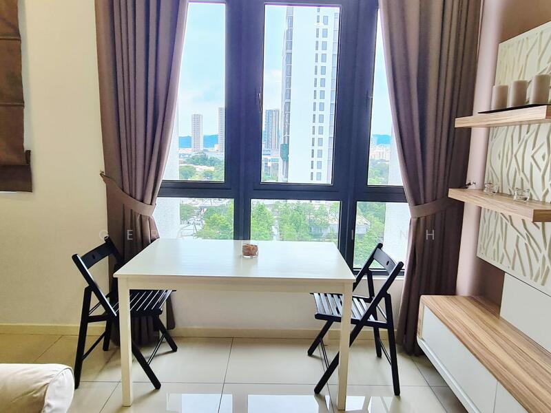 Service Residence for Sale at Tropicana Avenue - Geralyn Chionh - Dining Room - PropertyGuru.com.my