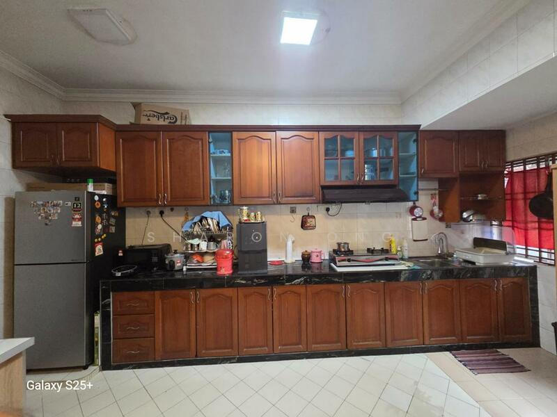 2-storey Terraced House for Sale in Taman Seri Orkid (Skudai) - Sharon Ong - Kitchen - PropertyGuru.com.my