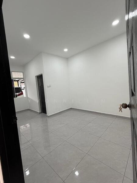 1-storey Terraced House for Sale in Taman Puteri Wangsa (Ulu Tiram) - Yvonne Lim - Interior - PropertyGuru.com.my
