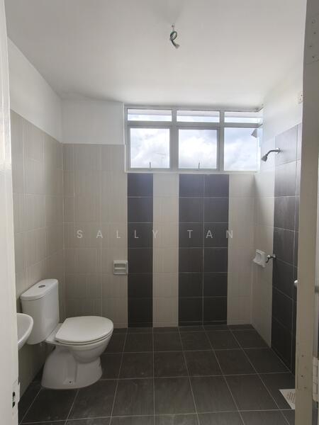 Bandar Baru Kangkar Pulai, Johor untuk Untuk Dijual - RM 1,100,000, Feb 2026 - Bathroom - PropertyGuru.com.my