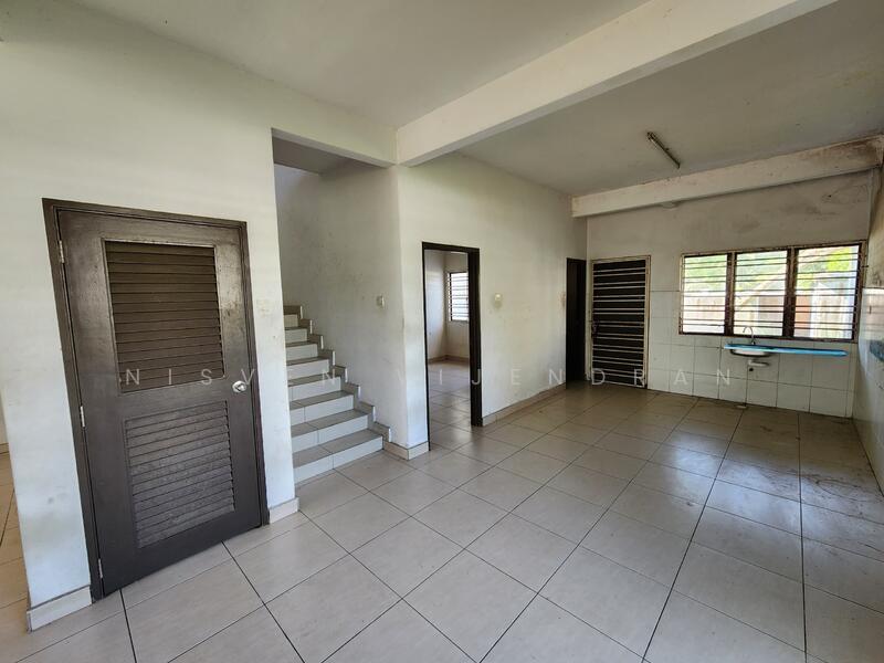 2-storey Terraced House for Sale in Rawang (Selangor) - Nisven Vijendran - Interior - PropertyGuru.com.my