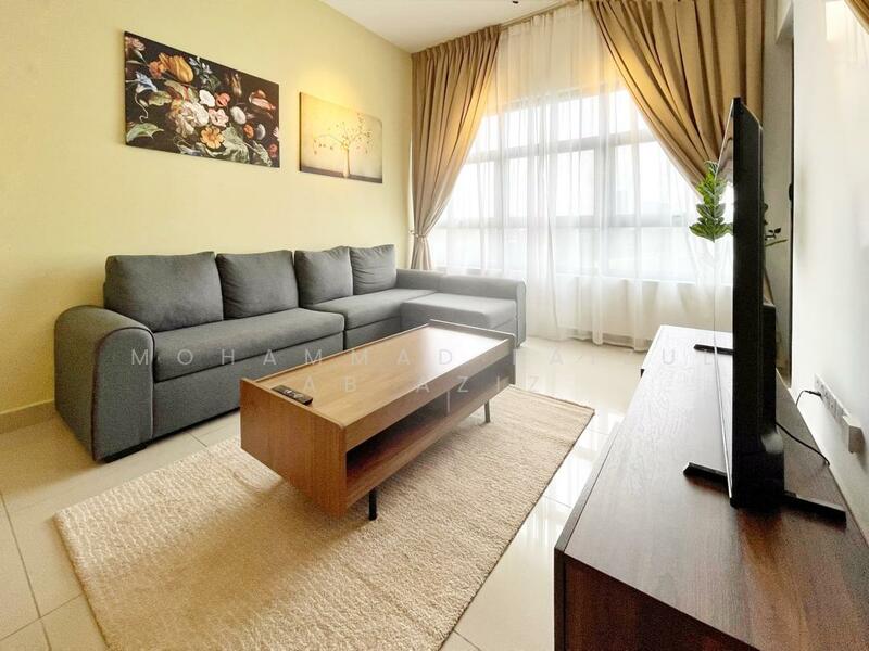 Lakeville Residence untuk Untuk Dijual - RM 500,000, Feb 2026 - Living Room - PropertyGuru.com.my