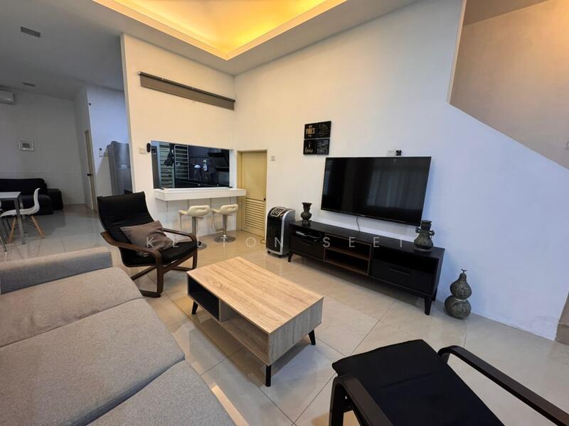 Semi-Detached House for Sale in Sri Petaling (Kuala Lumpur) - Kelton Seet - Living Room - PropertyGuru.com.my