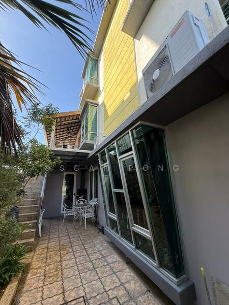 Semi-Detached House for Sale in Sungai Buloh (Selangor) - Oscar Pong - Exterior - PropertyGuru.com.my