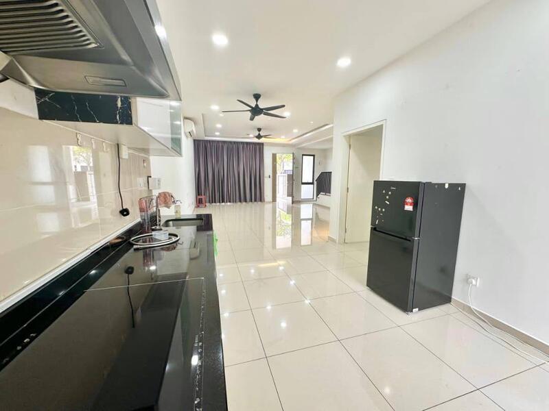 Sunway Citrine Lakehomes untuk Untuk Dijual - RM 1,250,000, Feb 2026 - Kitchen - PropertyGuru.com.my