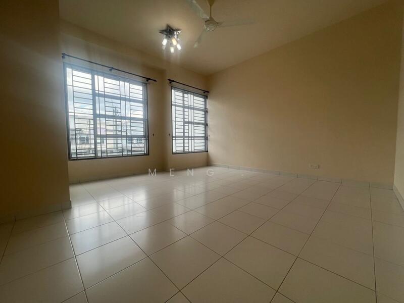 2-storey Terraced House for Sale in Johor Bahru (Johor) - Meng . - Living Room - PropertyGuru.com.my