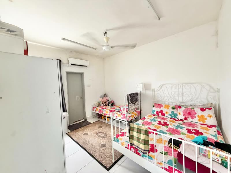 Townhouse for Sale in Bandar Botanic (Klang) - Mohd Nor Fahmi - Bedroom - PropertyGuru.com.my