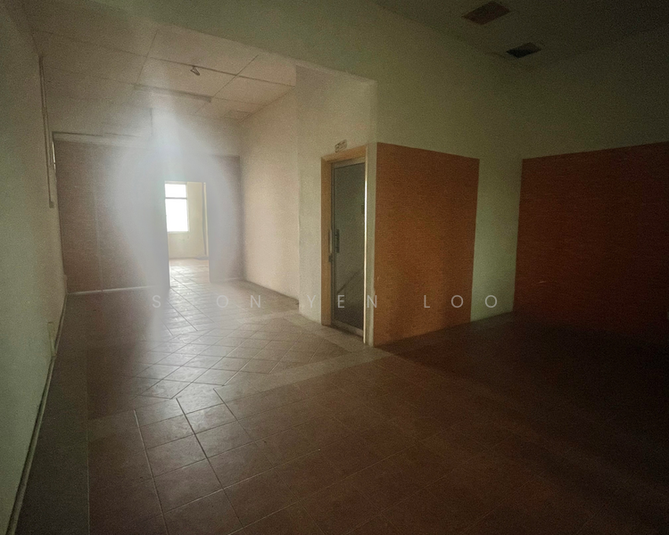 Shop / Office for Rent in Kuantan (Pahang) - Soon Yen Loo - Interior - PropertyGuru.com.my