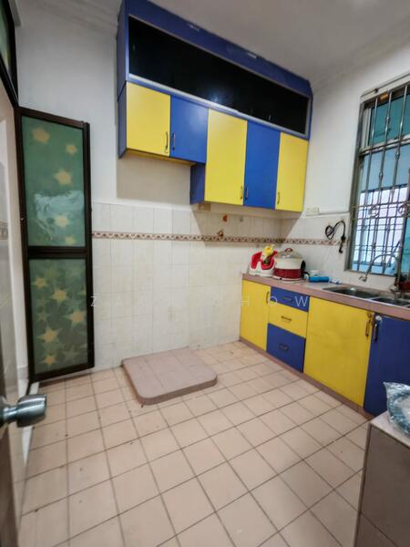 1-storey Terraced House for Sale in Taman Puteri Wangsa (Ulu Tiram) - Zack Chow - Kitchen - PropertyGuru.com.my
