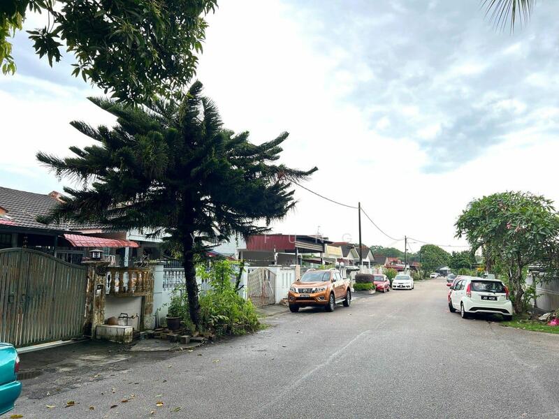 1-storey Terraced House for Sale in Taman Megah Ria (Masai) - YC Fung - Exterior - PropertyGuru.com.my