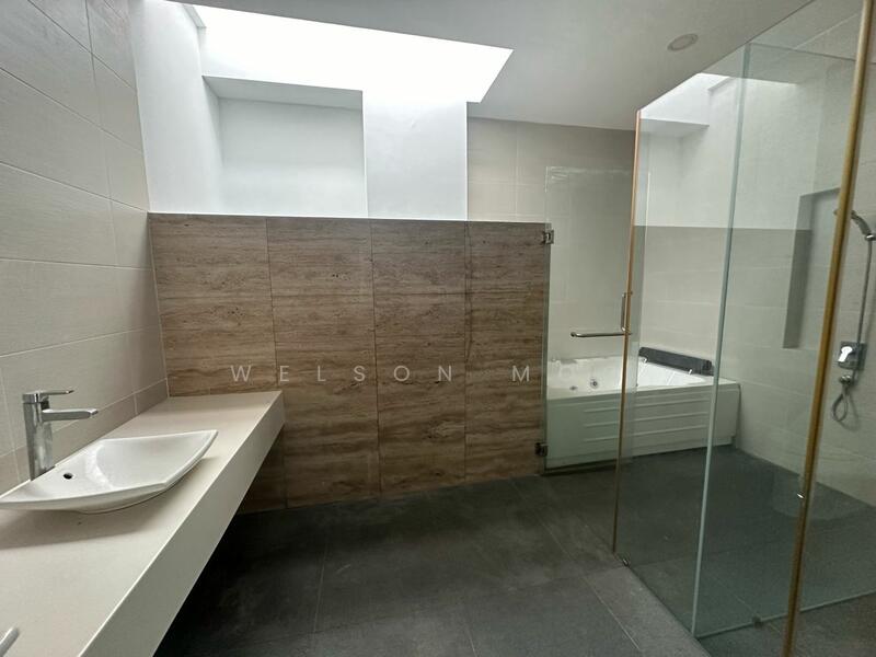 Twin Villa for Sale in Taman Melawati (Ulu Kelang) - Welson Moo - Bathroom - PropertyGuru.com.my