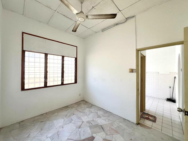 1-storey Terraced House for Sale in Taman Alam Megah (Shah Alam) - Nadia Shukri - Interior - PropertyGuru.com.my