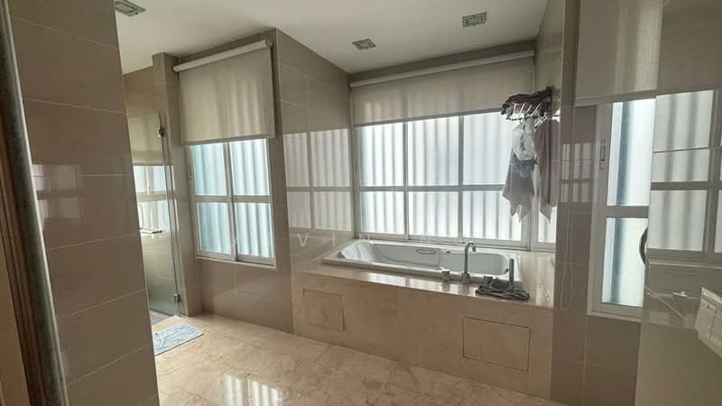 The Grove Waterscape Villas untuk Untuk Dijual - RM 4,680,000, Mac 2026 - Bathroom - PropertyGuru.com.my