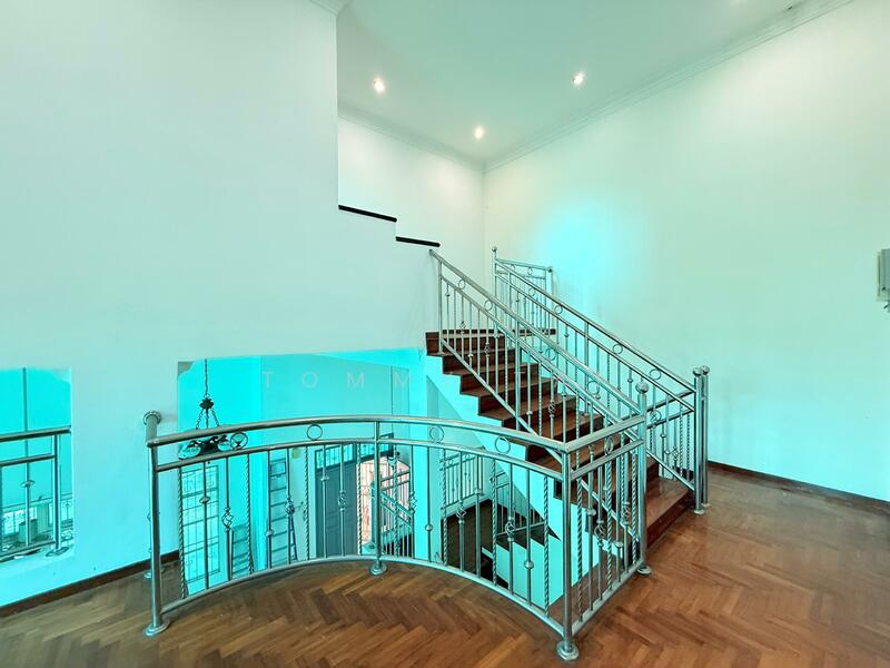 Semi-Detached House for Sale in Taman Pelangi Indah (Ulu Tiram) - Tommy Tai - Interior - PropertyGuru.com.my