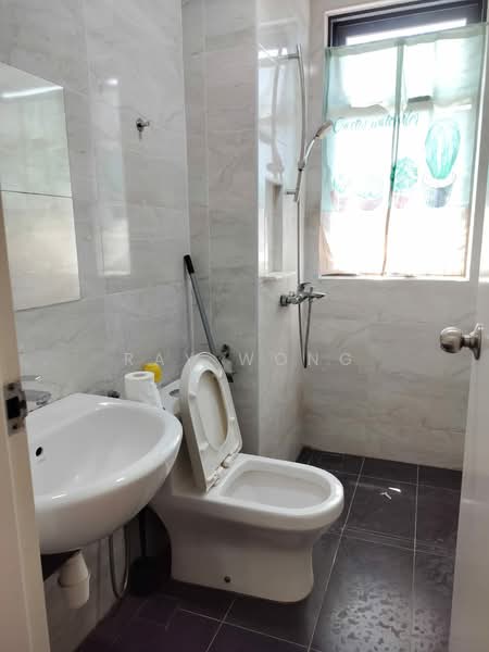 Condominium for Rent at SKS Pavillion Residences - Ray Wong - Bathroom - PropertyGuru.com.my
