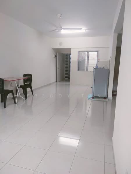 Kondominium untuk Dijual di Mahsuri Square - Freddy Tan - Living Room - PropertyGuru.com.my