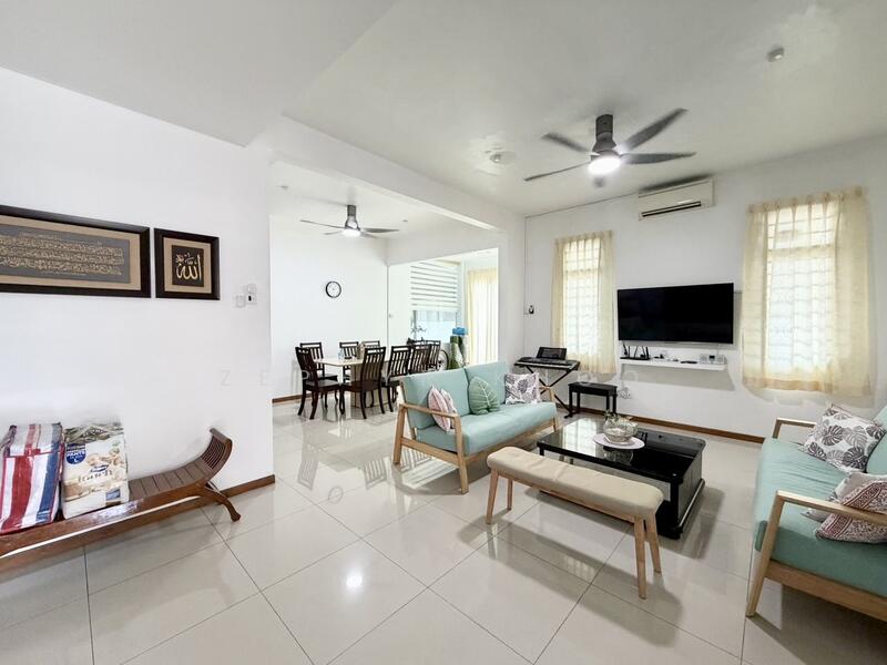 Cluster House for Sale in Horizon Hills (Iskandar Puteri (Nusajaya)) - Zephyr Khoo - Living Room - PropertyGuru.com.my