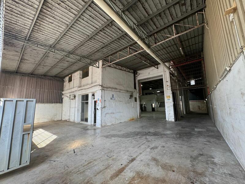 Semi-D Factory for Rent in Taman Tan Sri Yaacob (Johor Bahru) - Savy Law - Interior - PropertyGuru.com.my