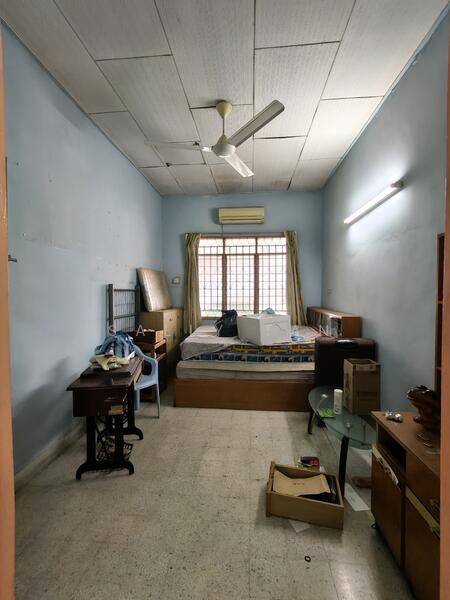 Taman Rasah Jaya 70300 Seremban Negeri Sembilan untuk Untuk Dijual - RM 280,000, Feb 2026 - Bedroom - PropertyGuru.com.my