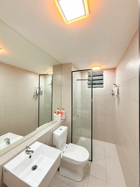Condominium for Sale at Lakefront Homes - Aqillah Razali - Bathroom - PropertyGuru.com.my