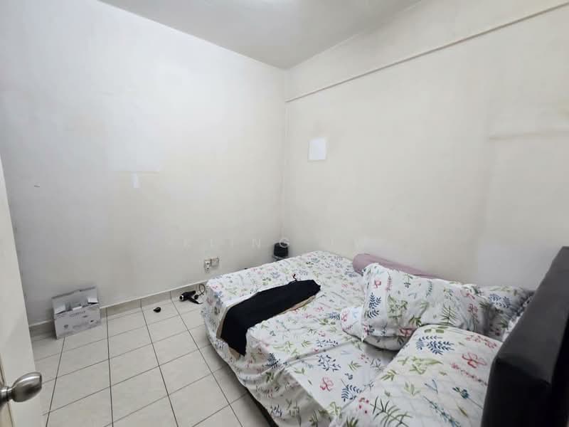 Rumah Teres 2 Tingkat untuk Dijual di Taman Megah Kepong (Kepong) - Kiing TW - Bedroom - PropertyGuru.com.my