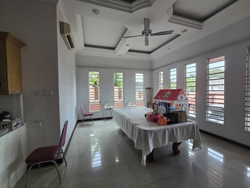 Bungalow for Sale in SS19 (Subang Jaya) - Abu Mansur - Living Room - PropertyGuru.com.my