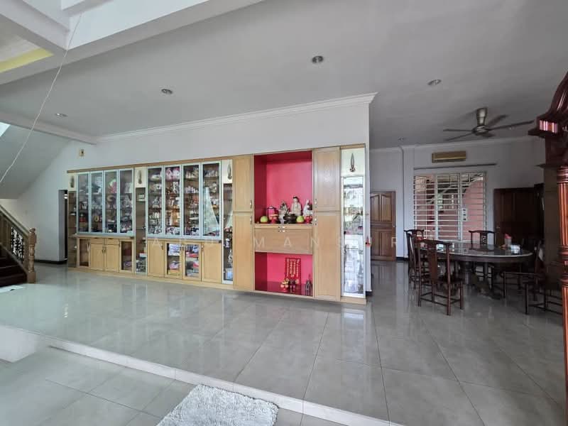 Bungalow for Sale in SS19 (Subang Jaya) - Abu Mansur - Living Room - PropertyGuru.com.my