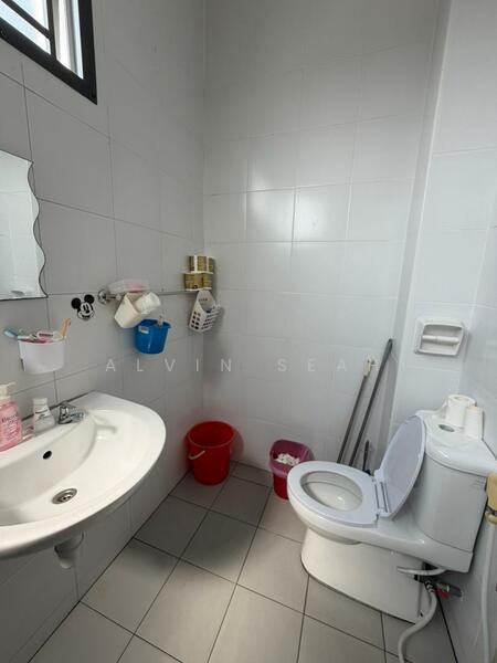 2-storey Terraced House for Sale in Johor Bahru (Johor) - Alvin Seah - Bathroom - PropertyGuru.com.my