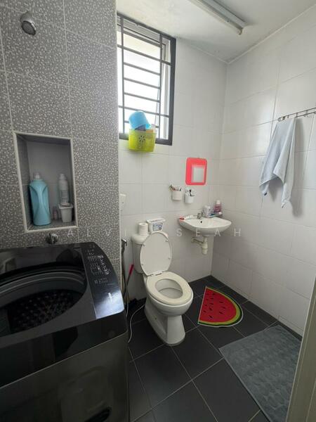 2-storey Terraced House for Sale in Johor Bahru (Johor) - Alvin Seah - Bathroom - PropertyGuru.com.my