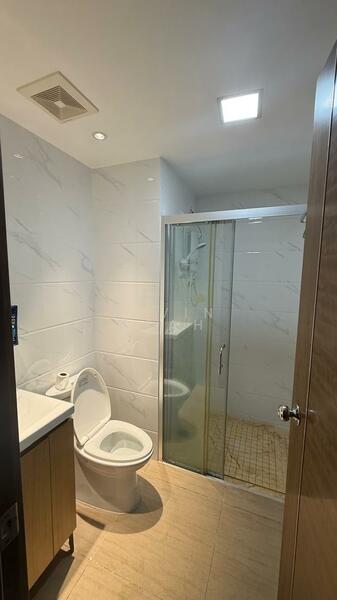 Servis Apartment untuk Dijual di Forest City (Gelang Patah) - Alvin Seah - Bathroom - PropertyGuru.com.my