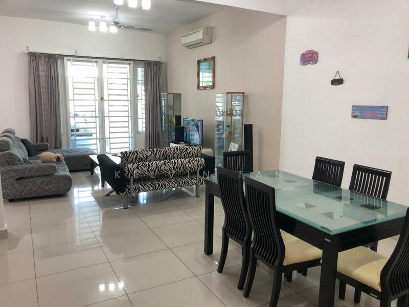 Sathu Terraces untuk Untuk Disewa - RM 2,500 /bulan, Feb 2026 - Living Room - PropertyGuru.com.my