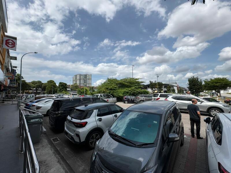 Retail Space for Sale in Taman Daya (Johor Bahru) - Kelly Wai - Exterior - PropertyGuru.com.my