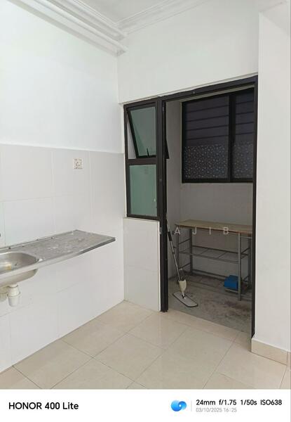 Apartment for Sale at Suria Ixora - Ziana Najib - Kitchen Suria Ixora - PropertyGuru.com.my