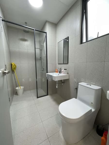 Servis Apartment untuk Disewa di Alira @ Metropark Subang - Krystal Ng - Bathroom - PropertyGuru.com.my