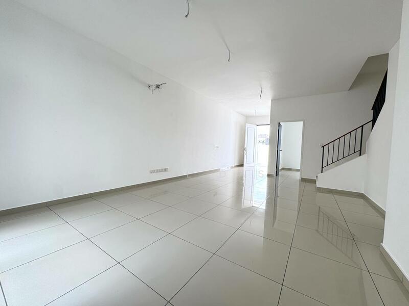 Cluster House for Sale in Iskandar Puteri (Nusajaya) (Johor) - Kyle Das - Living Room - PropertyGuru.com.my