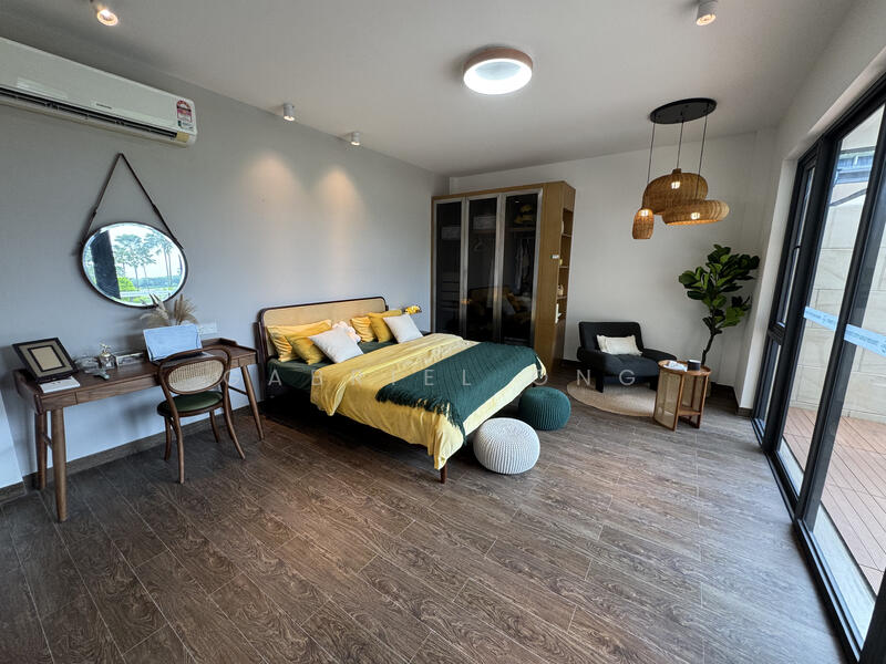 Cluster House for Sale in Forest City (Gelang Patah) - Gabriel Ong - Bedroom - PropertyGuru.com.my