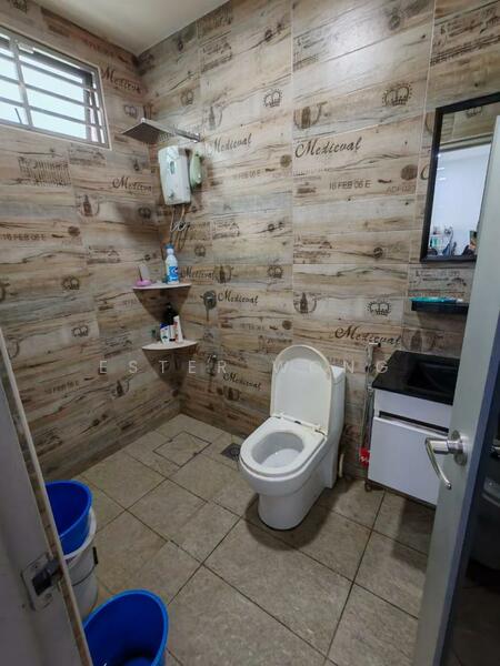 2-storey Terraced House for Sale in Bandar Dato Onn (Tebrau) - Ester Wong - Bathroom - PropertyGuru.com.my